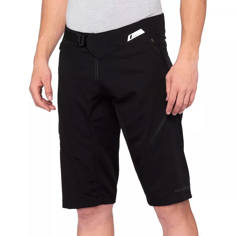 100% Airmatic Shorts – Black Mens 30